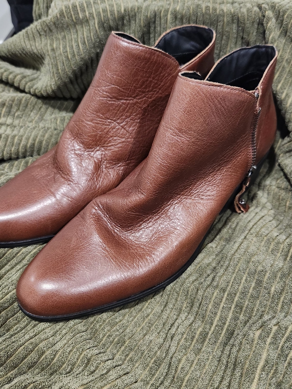 AEROSOLES Brown Leather Boots Women's Size 10 NEW
